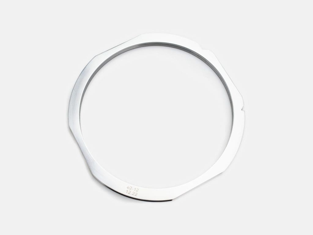 Metal film frame for 300mm wafers with laser-marked identification
